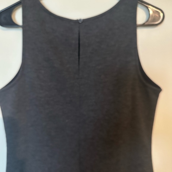 Sleeveless Ponte Knit Sheath Dresses - Picture 5 of 7